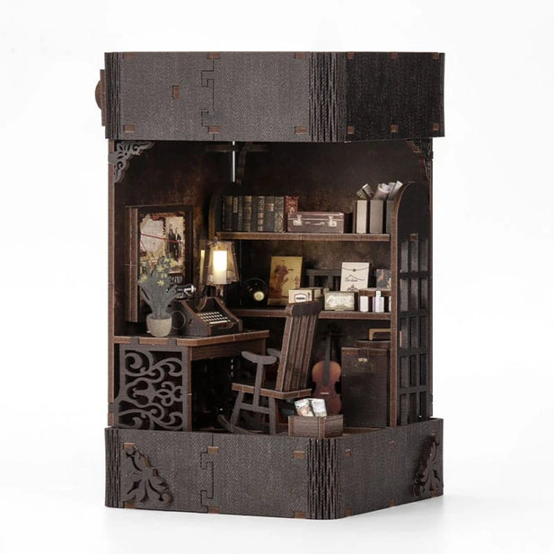 Sherlock Holmes Book Nook